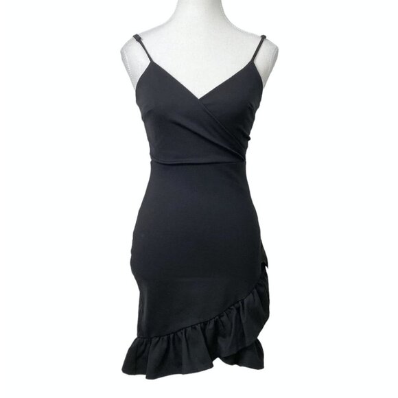 NWT LULUS SEALED WITH A KISS BLACK BODYCON SLEEVELESS V-NECK RUFFLE MINI DRESS - Picture 4 of 11